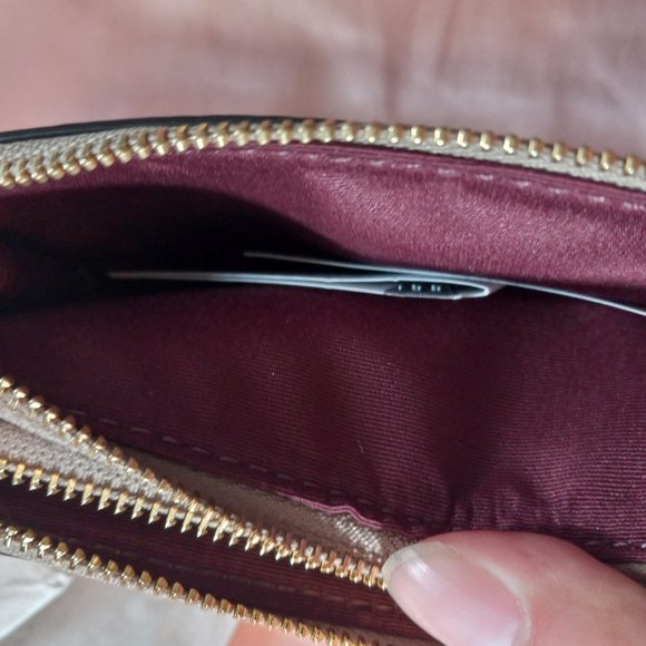 Coach Wallet - Picture 6 of 6